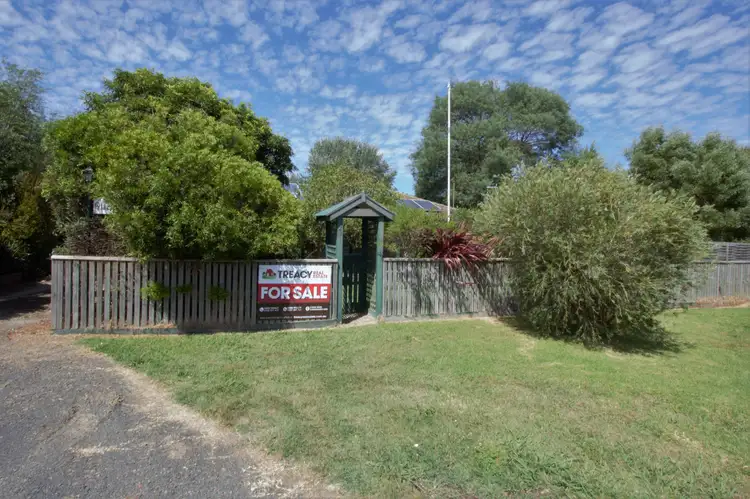 Main view of Homely house listing, 21 Queen Street, Loch VIC 3945