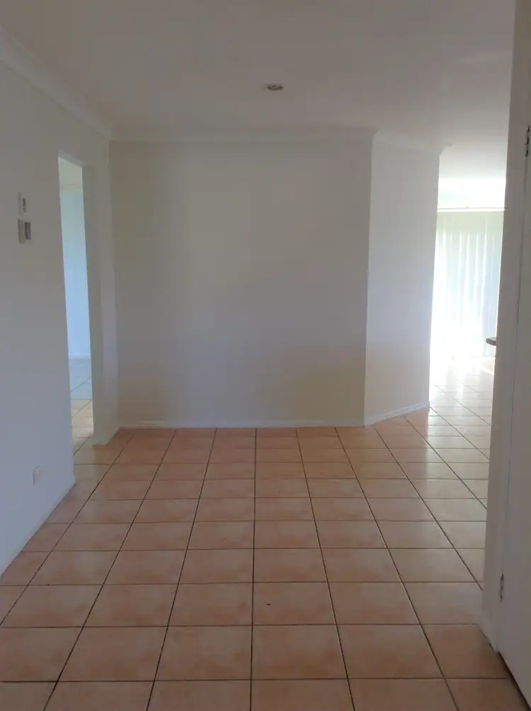 Fifth view of Homely house listing, 8 Josh Court, Flinders View QLD 4305