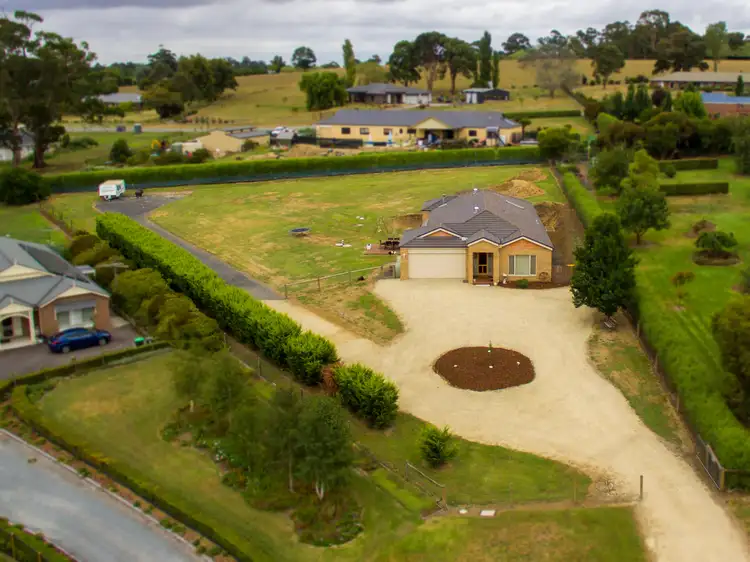 Second view of Homely house listing, 38 Kamanari Court, Drouin VIC 3818