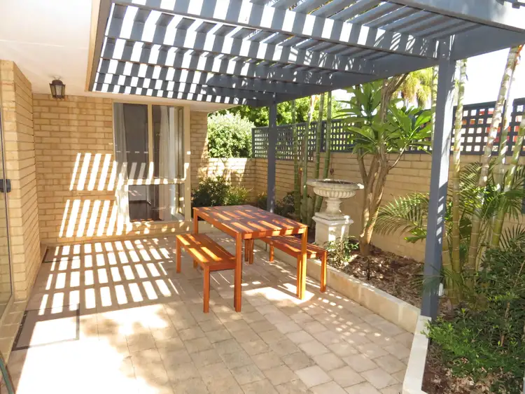 3/63 Mary St, Como WA 6152