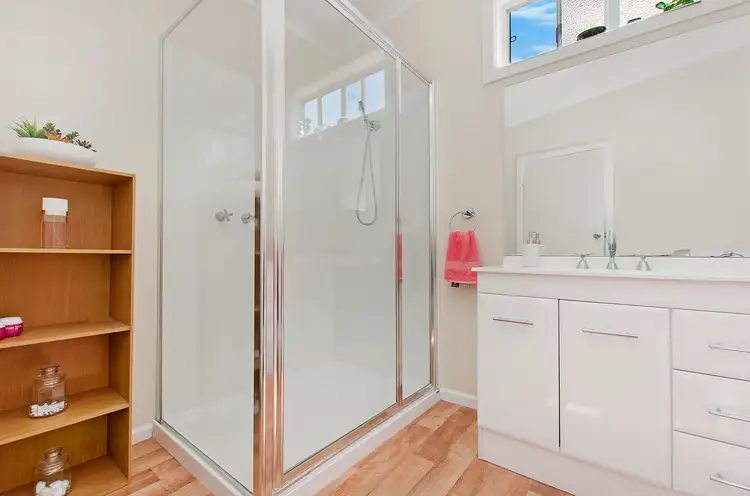Fifth view of Homely house listing, 61 Macpherson Street, Hamilton VIC 3300