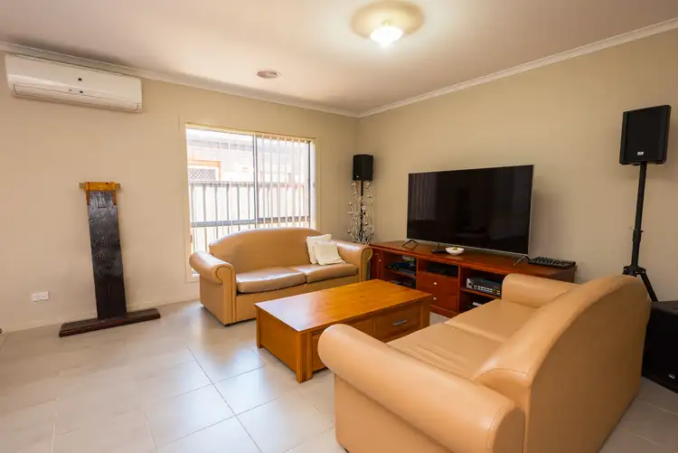 Fifth view of Homely house listing, 32 Taylan Street, Craigieburn VIC 3064