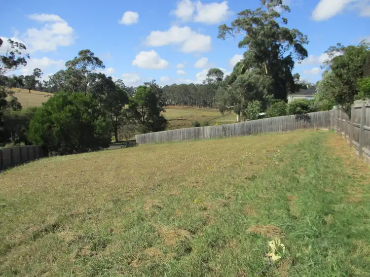 3 Chester Court, Drouin VIC 3818