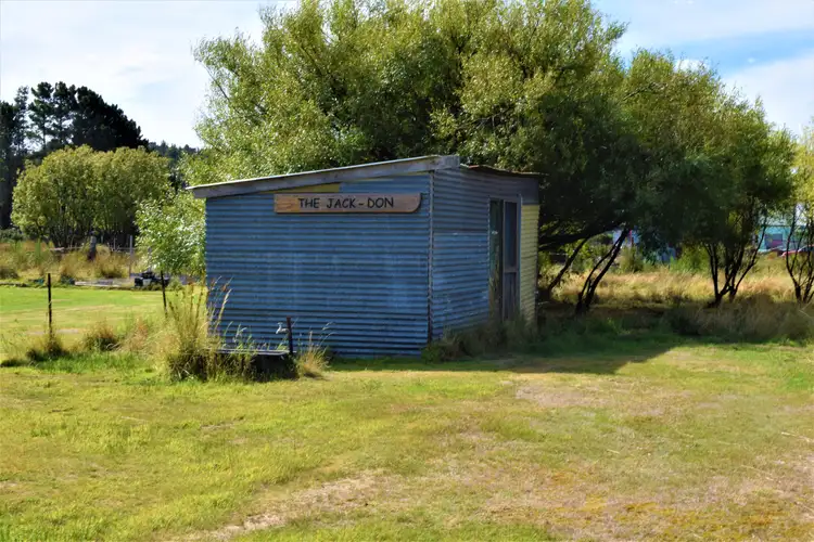 1 Severn Street, Zeehan TAS 7469