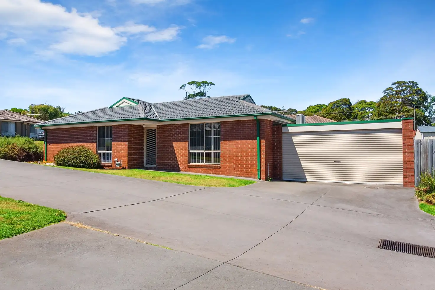 Main view of Homely unit listing, 1/6B Hatfield Drive, Drouin VIC 3818