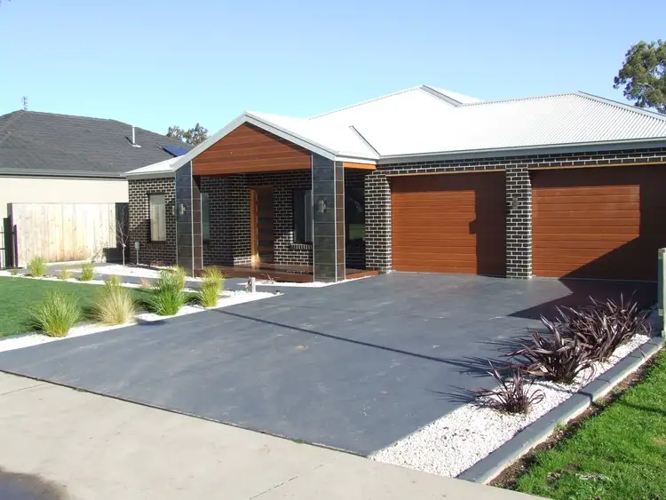 Second view of Homely house listing, 6 Peppercorn Close, Sale VIC 3850