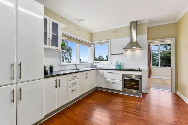Second view of Homely house listing, 15 Renfrey Place, Mount Gambier SA 5290