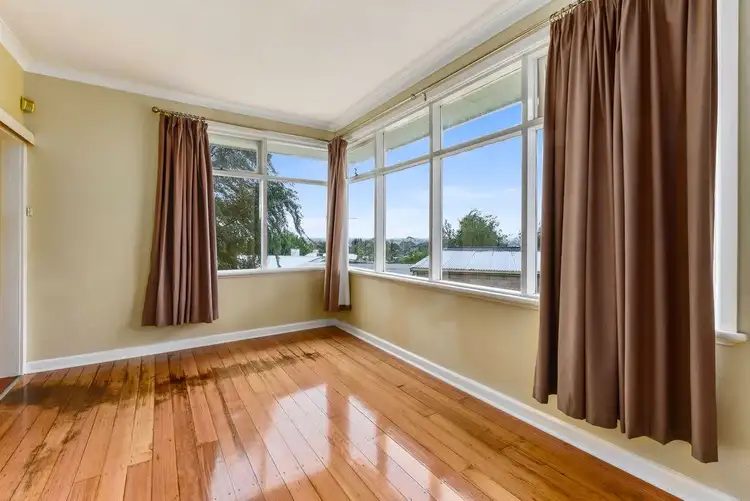 Fifth view of Homely house listing, 15 Renfrey Place, Mount Gambier SA 5290