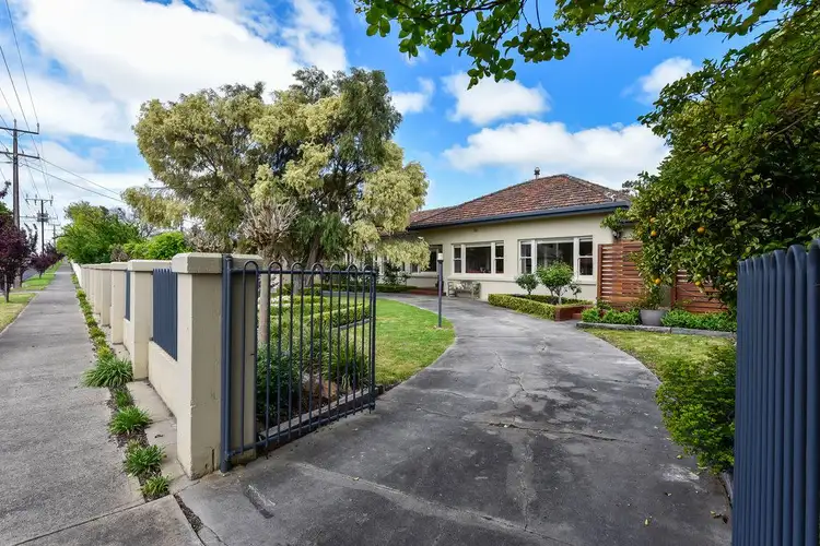 12 Gwendoline Street, Mount Gambier SA 5290