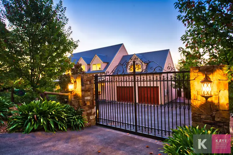 3 Fairhazel Court, Beaconsfield Upper VIC 3808