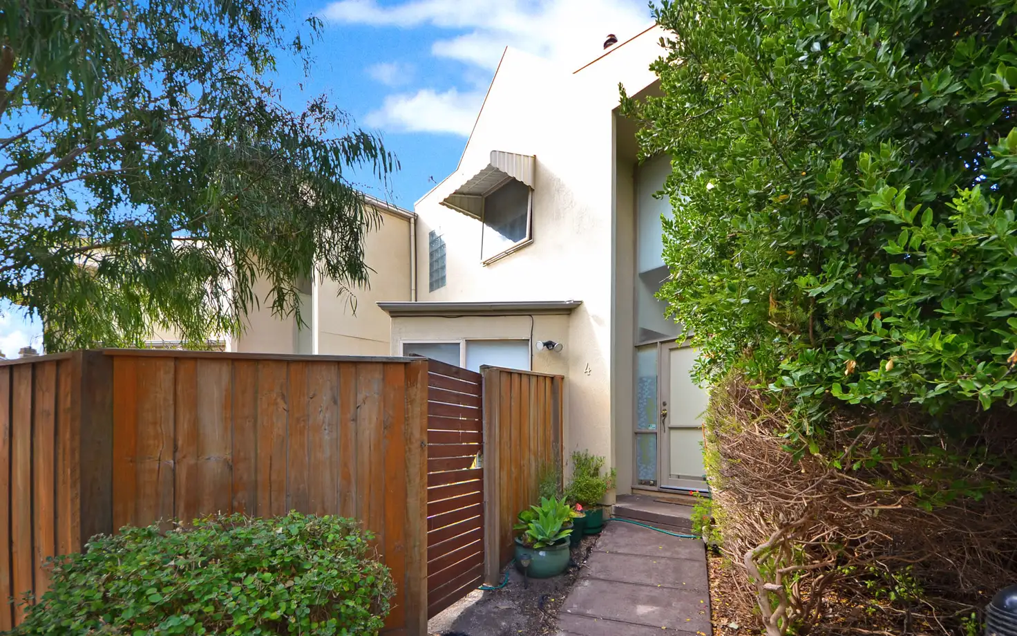 Main view of Homely unit listing, 4/8 Barkly Street, Portland VIC 3305