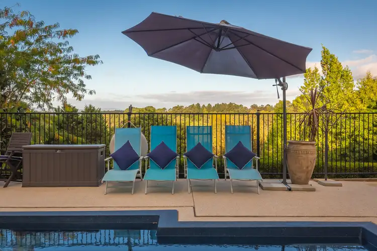 6 Davey Road, Emerald VIC 3782