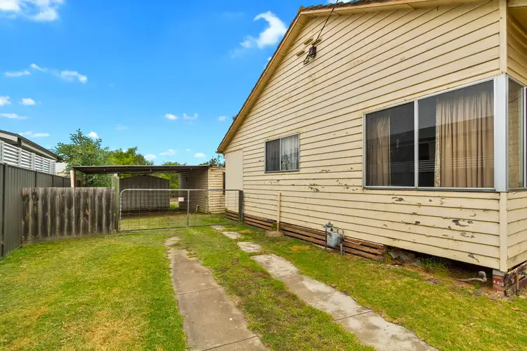 Second view of Homely house listing, 8 Fitzroy Street, Sale VIC 3850