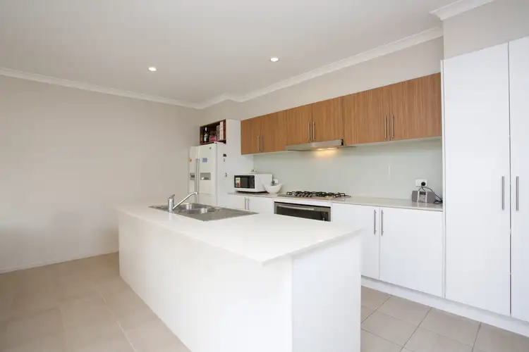 Sixth view of Homely townhouse listing, 3 Carlow Walk, Lalor VIC 3075