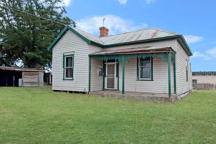 303 Mill Road, Hamilton VIC 3300
