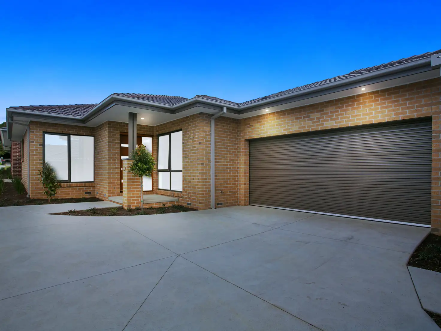 Main view of Homely townhouse listing, 2/27 Abeckett Street, Yea VIC 3717