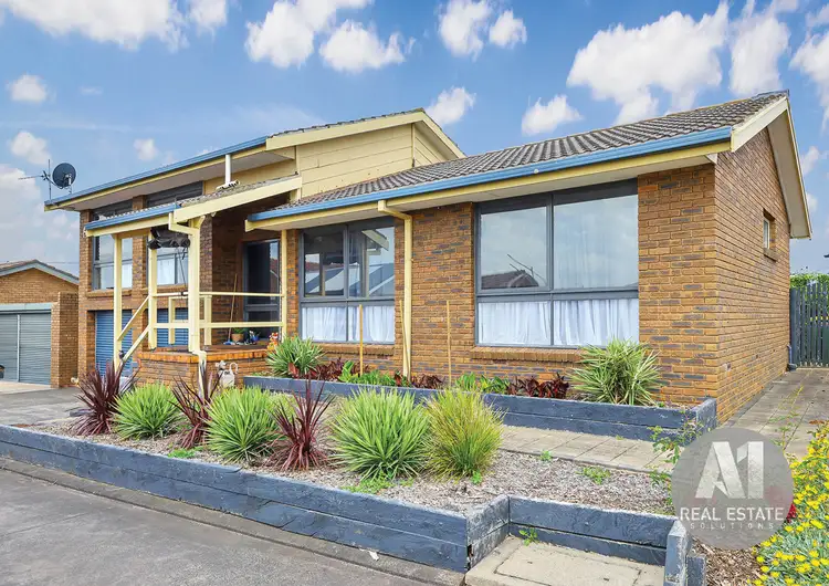 2/297 Hanlon Parade, Portland VIC 3305
