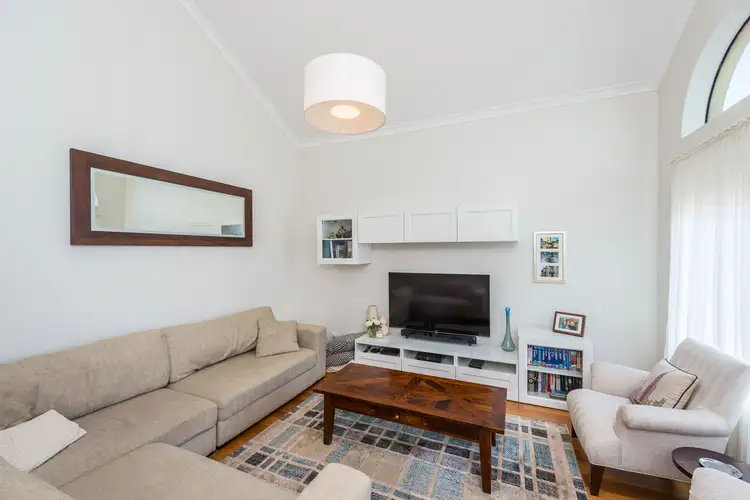 2/41 Renwick Street, South Perth WA 6151