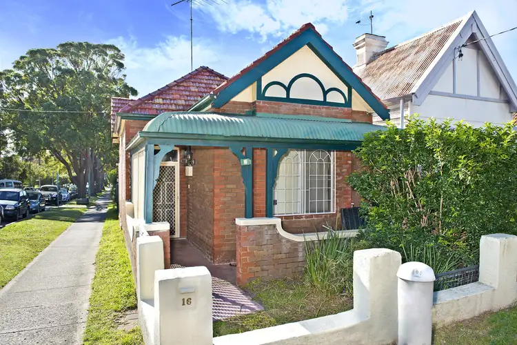 16 Gladstone Street, Kogarah NSW 2217