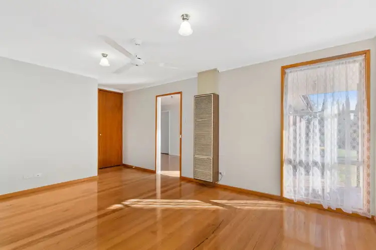 Fifth view of Homely house listing, 1 Jaycee Court, Sale VIC 3850