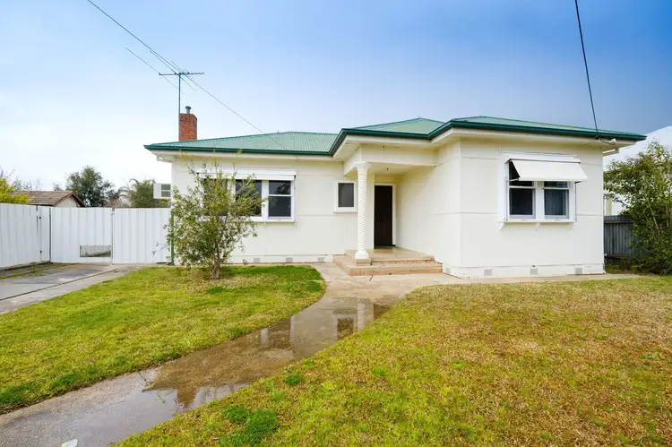 1014 BARATTA STREET, Albury NSW 2640