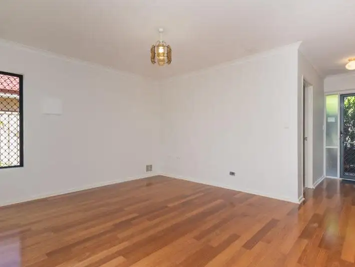 Fifth view of Homely villa listing, 1/23-25 Queen Street, Bentley WA 6102