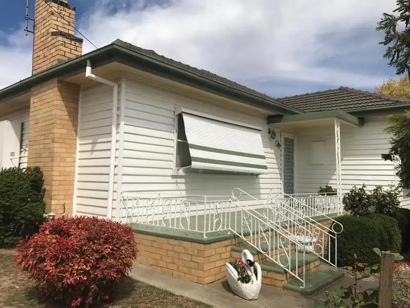 Main view of Homely house listing, 10 Cook Street, Flora Hill VIC 3550