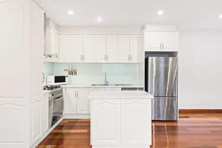 Second view of Homely villa listing, 4/15 Gish Court, Hadfield VIC 3046