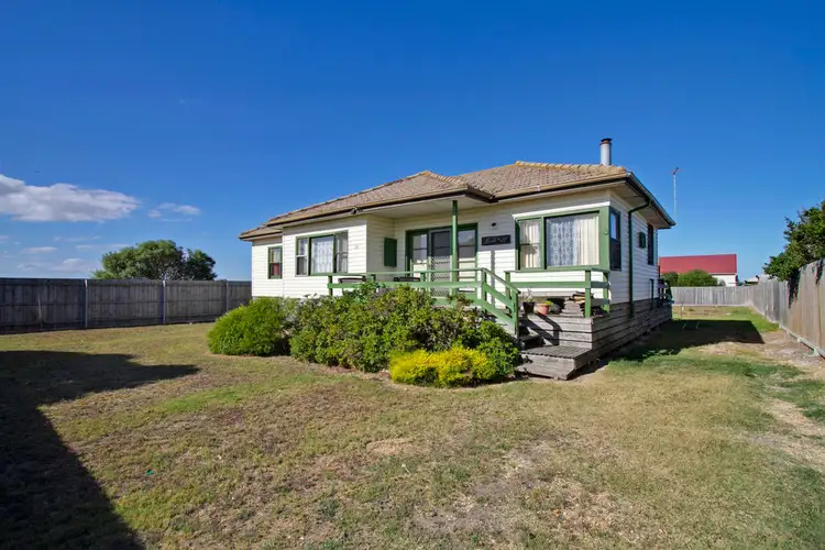 20 Hansen Street, Seaspray VIC 3851