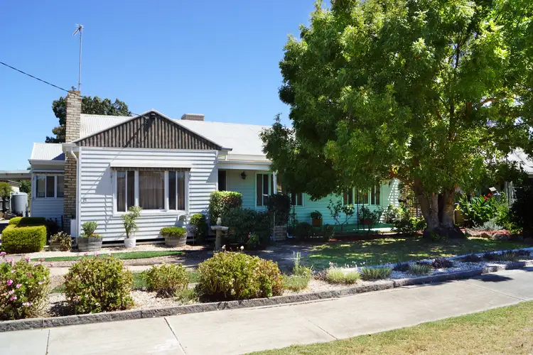 15 Kalkee Road, Horsham VIC 3400