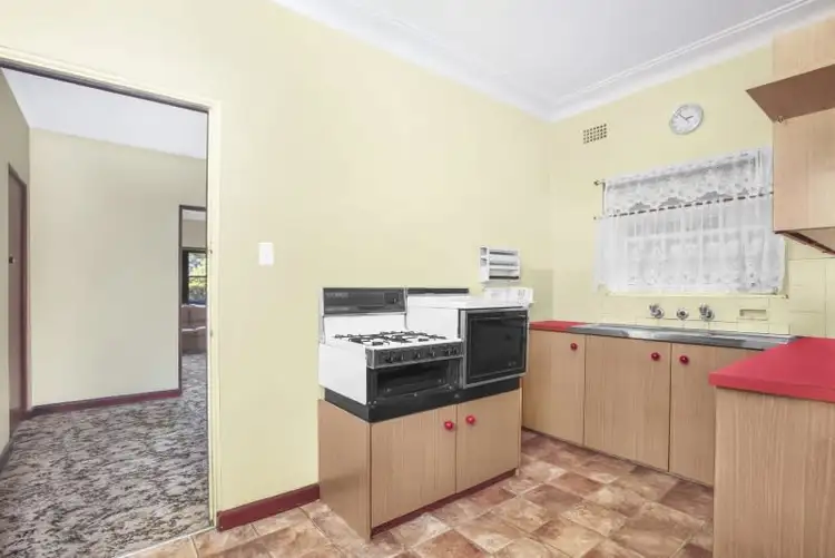 Fifth view of Homely house listing, 42 Pallamana Parade, Beverly Hills NSW 2209