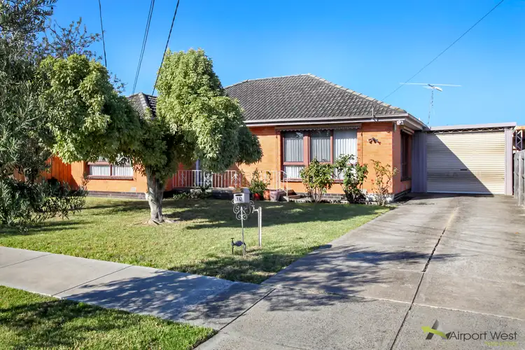 10 Olive Grove, Airport West VIC 3042