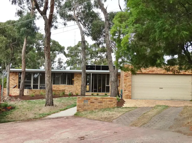 3 Judith Grove, Mount Clear VIC 3350
