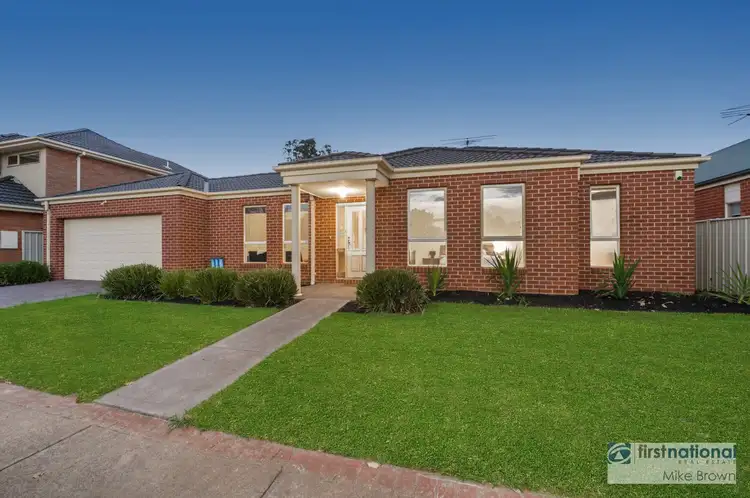 57 Edgbaston Parade, Caroline Springs VIC 3023