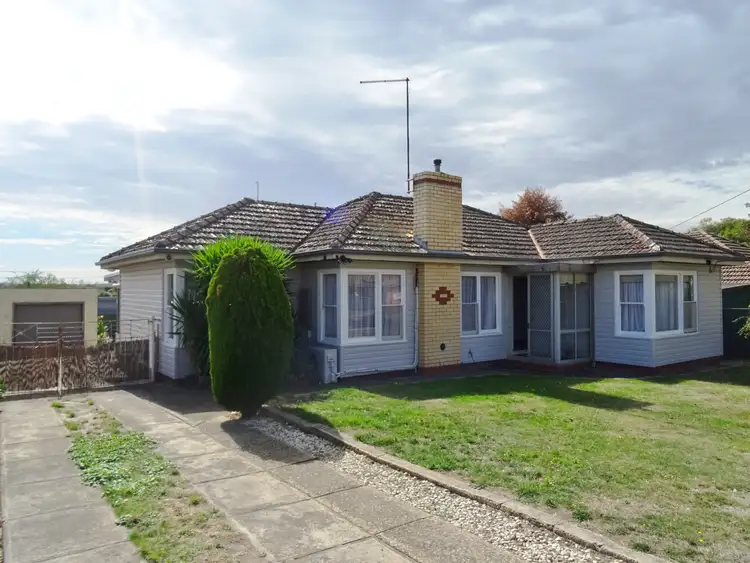 30 Cambridge Street, Wendouree VIC 3355