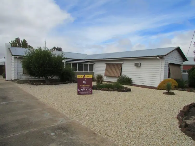 73 Devereux Street, Warracknabeal VIC 3393