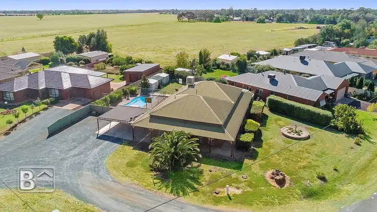 2 Railway Road, Rochester VIC 3561