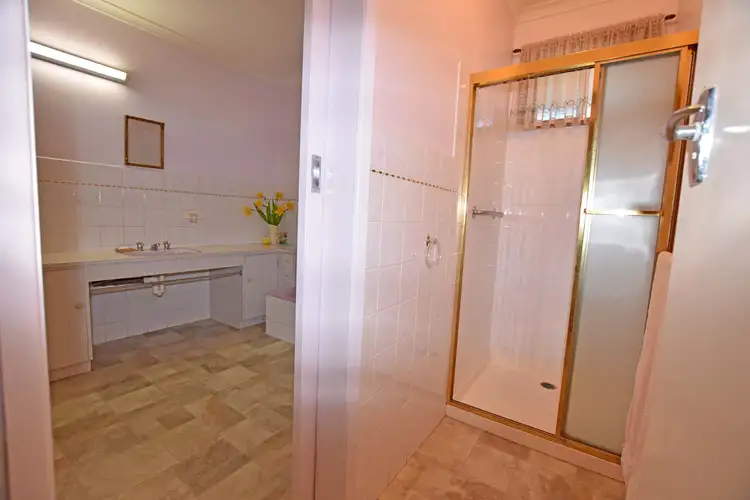 Seventh view of Homely house listing, 2 Evans Court, Kyabram VIC 3620