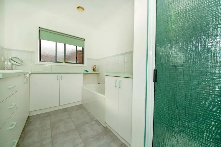 Sixth view of Homely house listing, 5 Kathryn Crescent, Yarrawonga VIC 3730