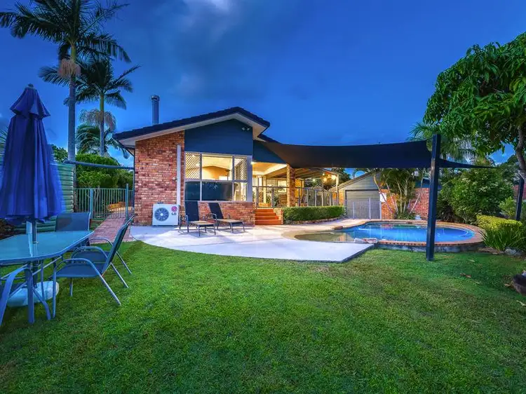 13 Pickworth Ct, Parkwood QLD 4214