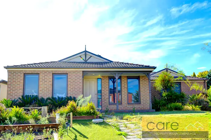 9 Damon Close, Narre Warren South VIC 3805