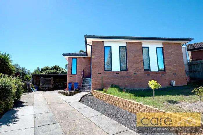 13 Barnsbury Close, Hampton Park VIC 3976