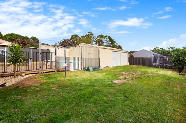 Third view of Homely house listing, 3 Hatfield Drive, Drouin VIC 3818
