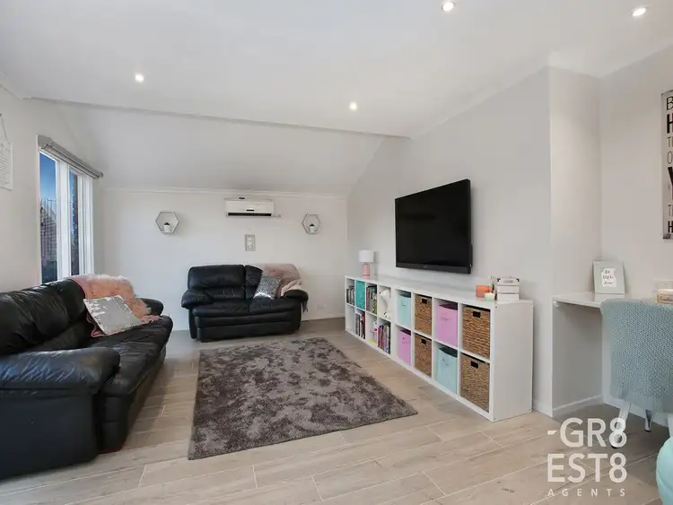 Fourth view of Homely house listing, 8 Diosma Court, Narre Warren VIC 3805