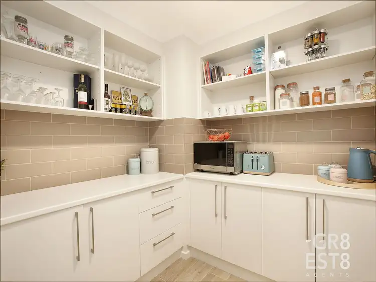 Sixth view of Homely house listing, 8 Diosma Court, Narre Warren VIC 3805