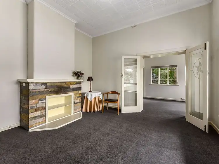 6 Mount Gambier Road, Millicent SA 5280