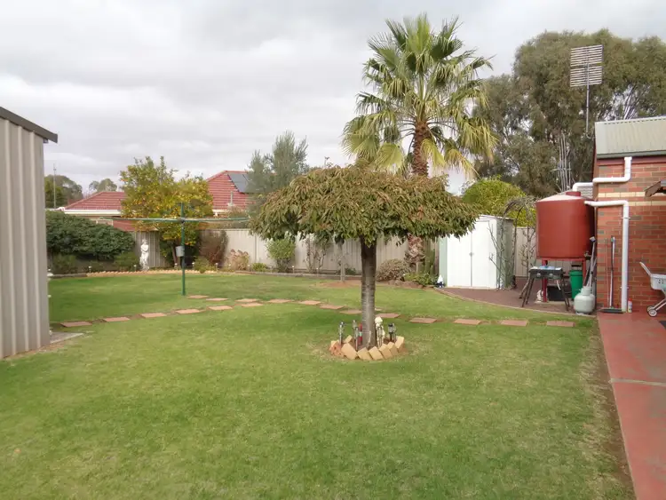 Third view of Homely house listing, 2 LEAHY CRT, Rochester VIC 3561
