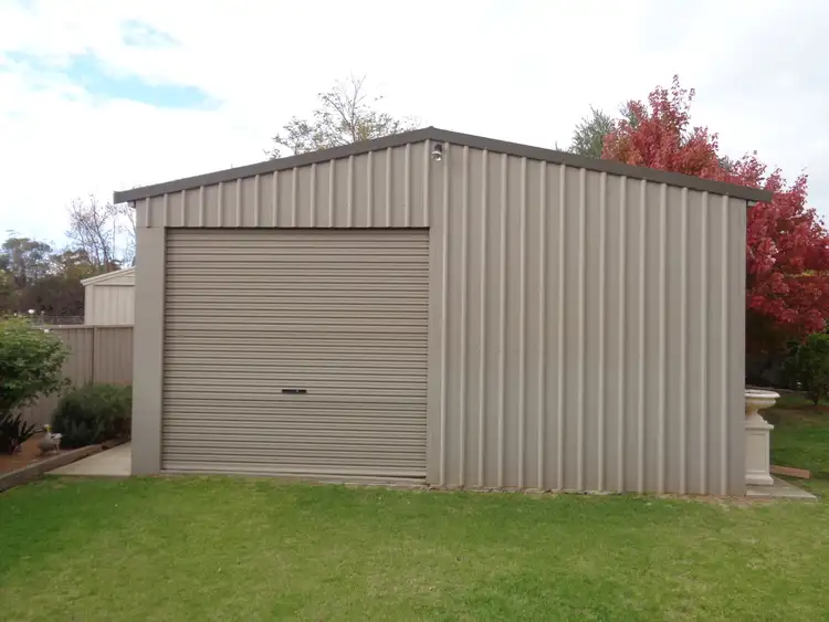 Fourth view of Homely house listing, 2 LEAHY CRT, Rochester VIC 3561