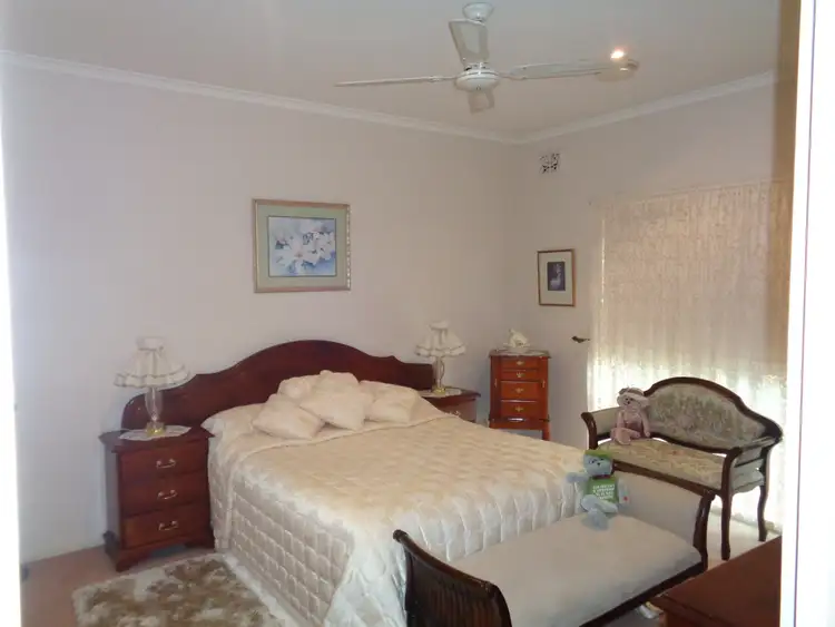 Fifth view of Homely house listing, 2 LEAHY CRT, Rochester VIC 3561