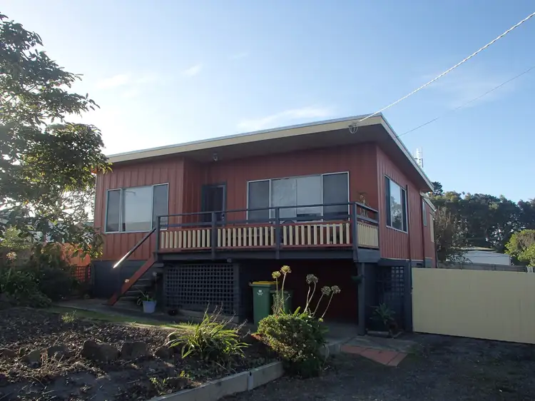 16 Theresa Street
